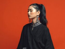 Apa Itu Gaya Rambut Ponytail? Simak Ciri dan Pesonanya
