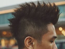 Apa Itu Gaya Rambut Faux Hawk dan Bedanya dengan Mohawk?
